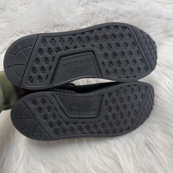 Adidas NMD_R1 Black Womens Running Shoes GW5682 NEW* Sz 7 - Picture 6 of 8